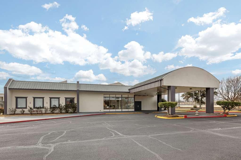 Suburban Studios Gainesville Luaran gambar