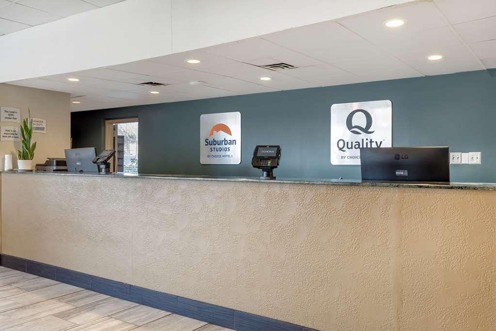 Suburban Studios Gainesville Dalaman gambar